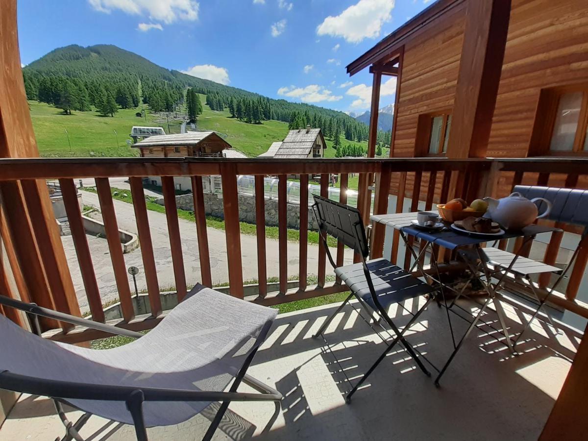 Skis Aux Pieds Dans Un Appartement Cosy Au Coeur Du Queyras Молин-ан-Кейра Экстерьер фото